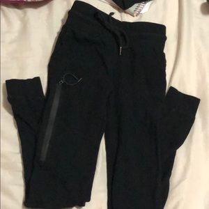 Black fitted drawstring joggers